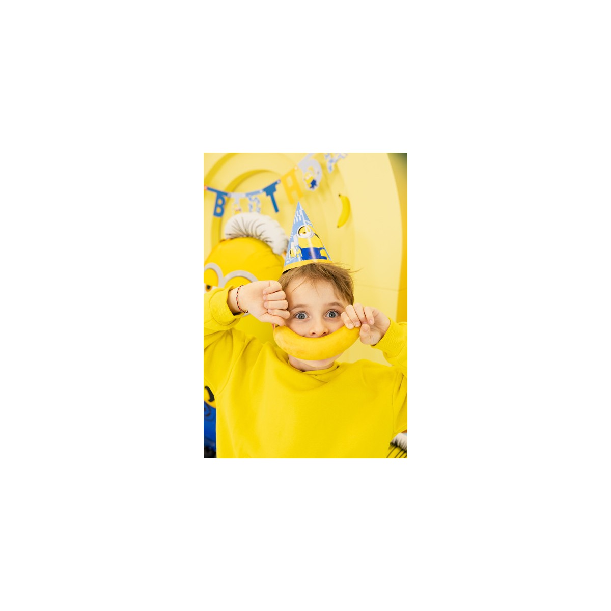 Hats Minions, 16 cm, mix (1 pkt / 6 pc.) Hats Minions, 16 cm, mix (1 pkt / 6 pc.)