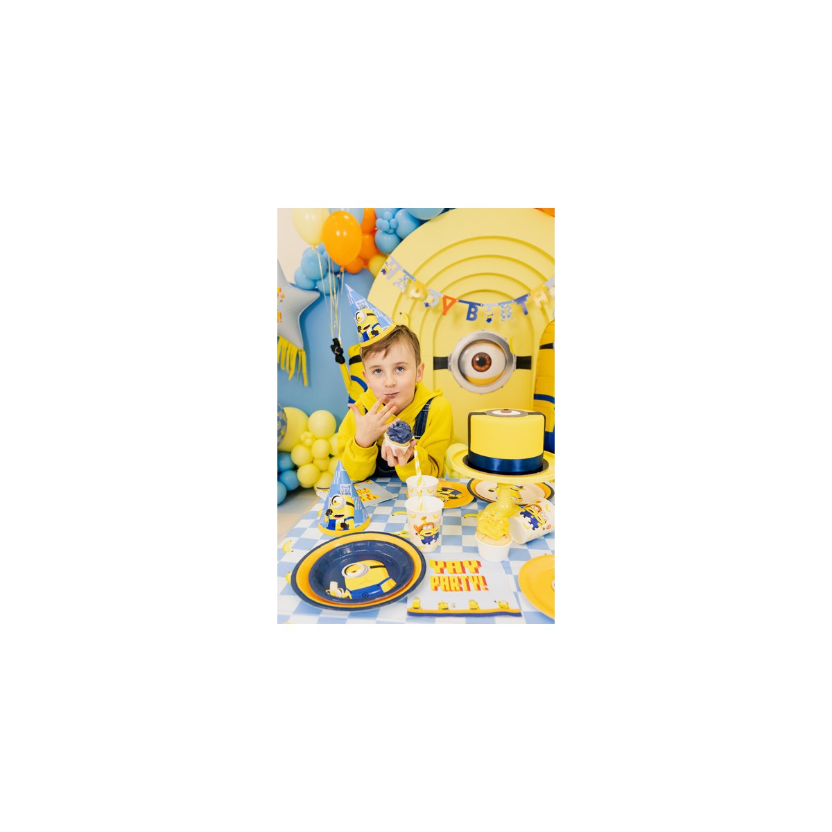 Hats Minions, 16 cm, mix (1 pkt / 6 pc.) Hats Minions, 16 cm, mix (1 pkt / 6 pc.)