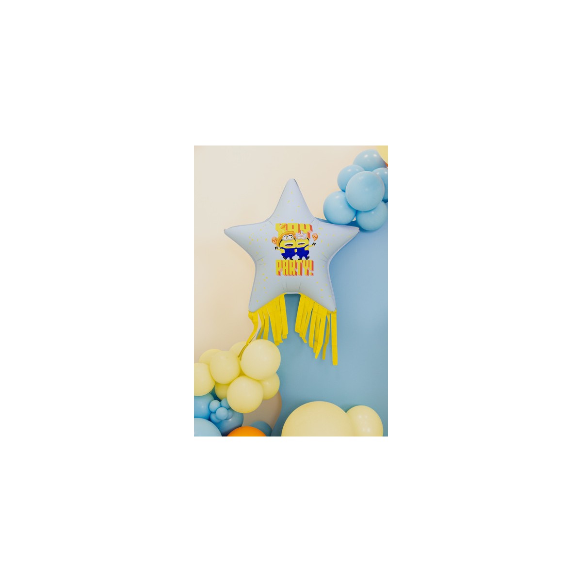 Foil balloon Star with tassels Minions, 72x72 cm, mix