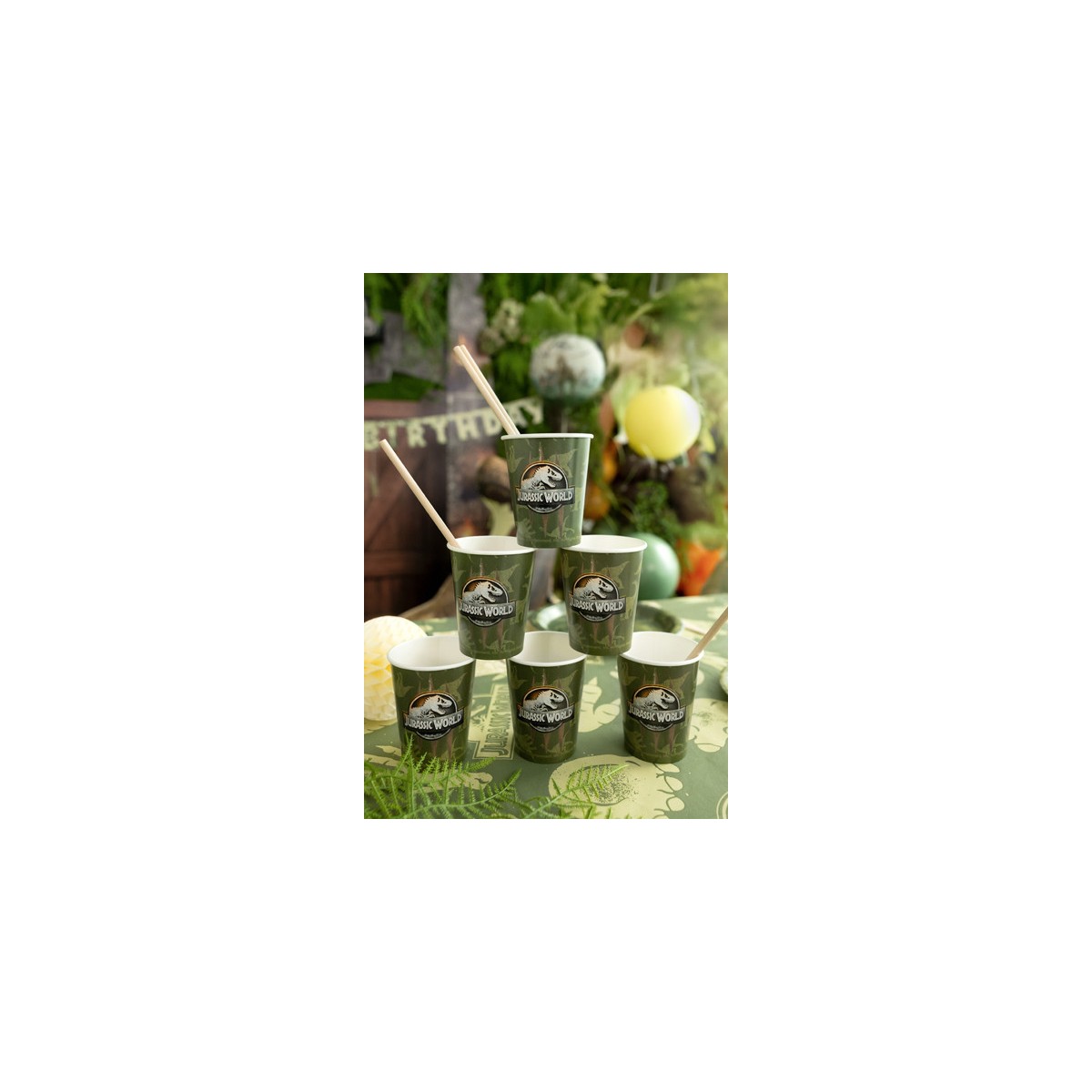 Cups Jurassic World, 250 ml, mix (1 pkt / 6 pc.) Cups Jurassic World, 250 ml, mix (1 pkt / 6 pc.)