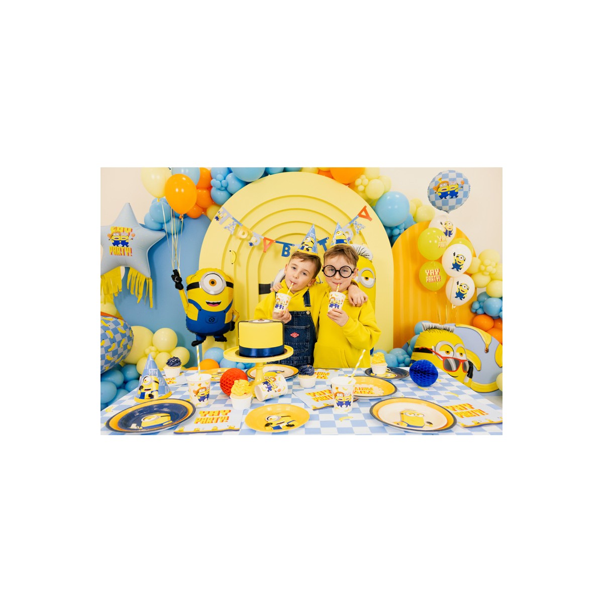 Strong Balloons 30 cm, Minions, mix (1 pkt / 6 pc.)