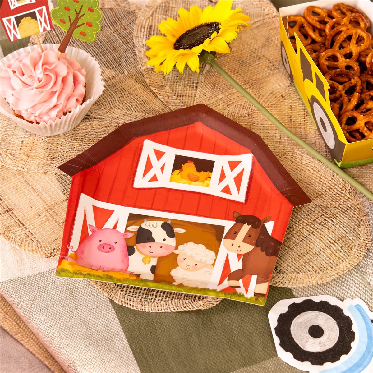 6 st Papptallrikar Racerhjul flerfärgade 23x13 cm 6 st Papptallrikar Racerhjul flerfärgade 23x13 cm