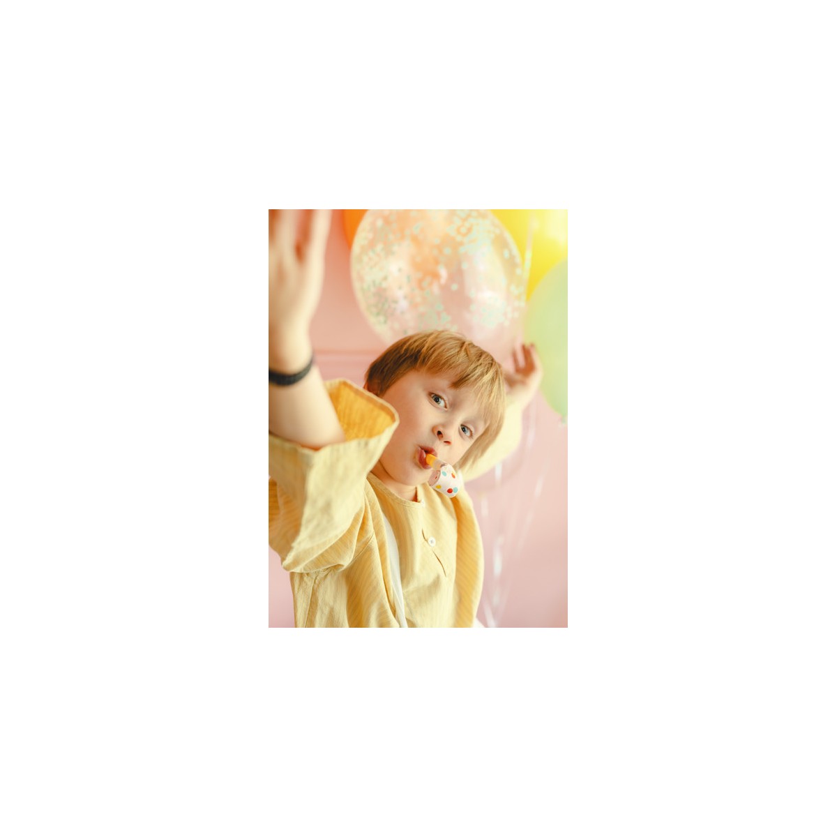 Paper whistles Confetti, mix (1 pkt / 6 pc.)