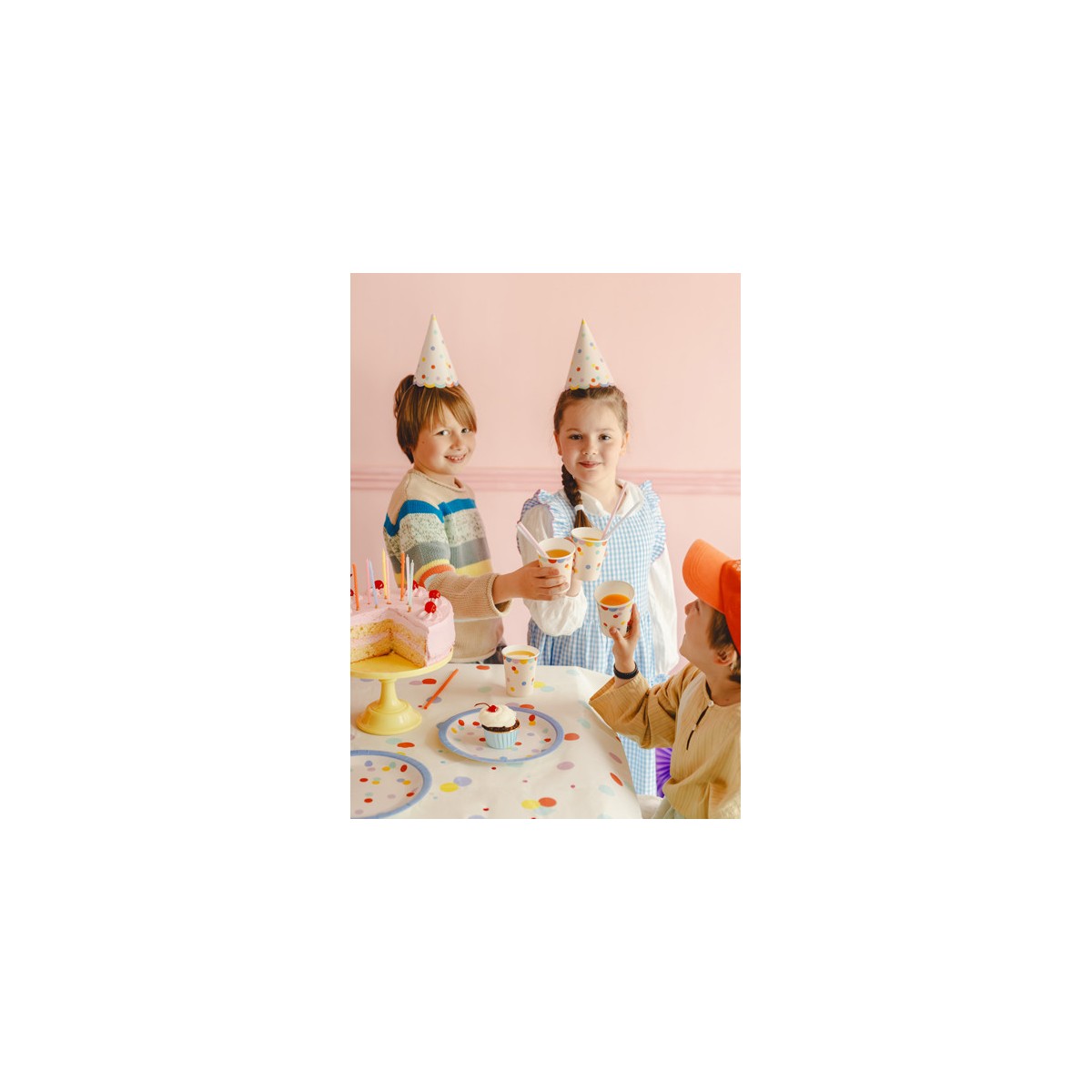 Cups Confetti, 220 ml, mix (1 pkt / 6 pc.)