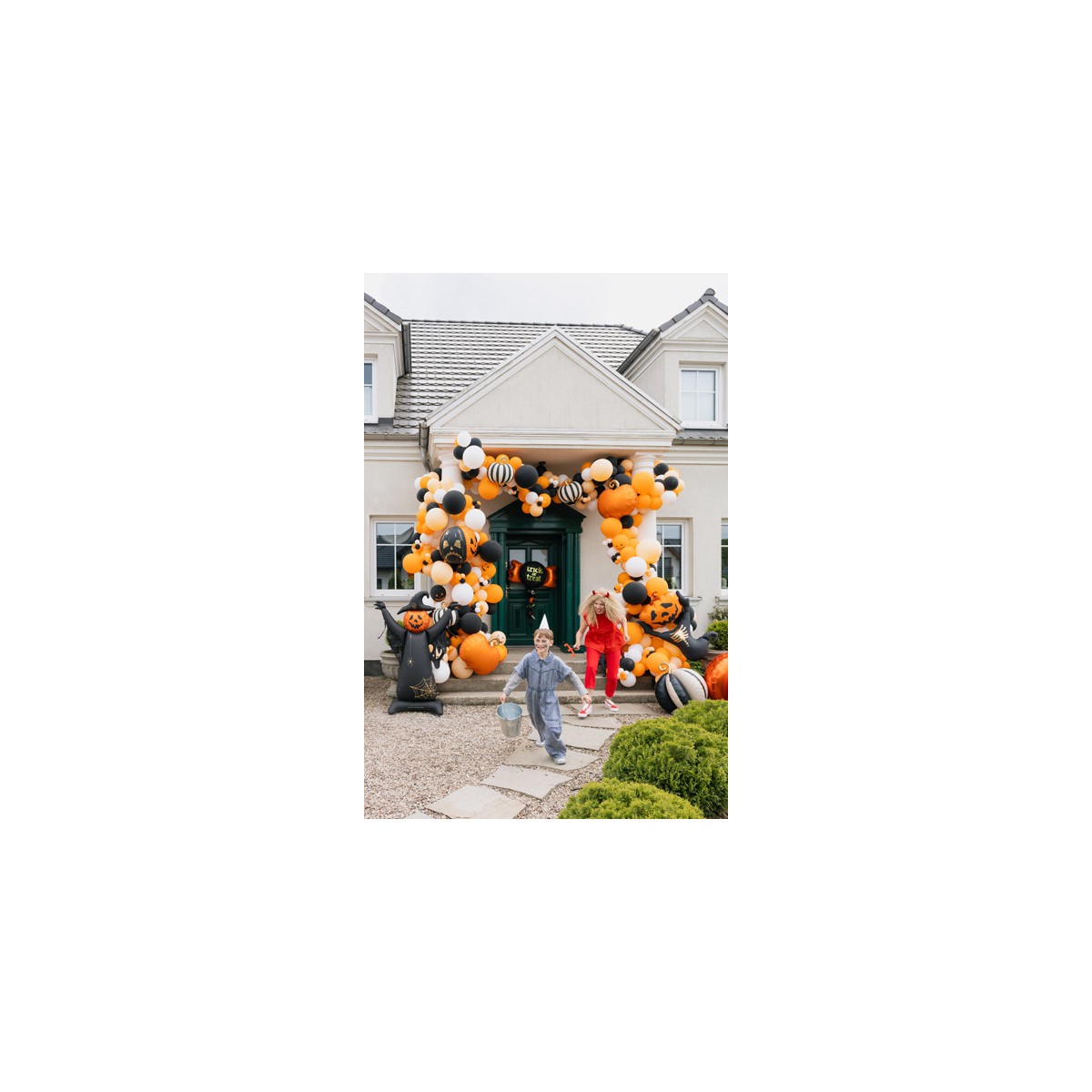 Foil Standing Balloon Scarecrow XXL, 111.5x152 cm, black Foil Standing Balloon Scarecrow XXL, 111.5x152 cm, black