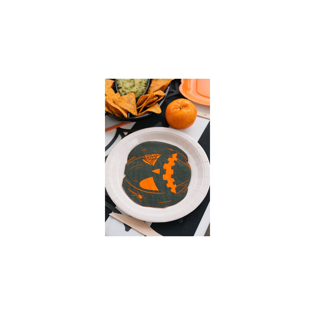 Napkins Scary pumpkins, 16.5x15 cm, orange and black (1 pkt / 20 pc.) Napkins Scary pumpkins, 16.5x15 cm, orange and black (1 pkt / 20 pc.)
