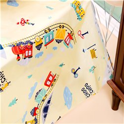 Plastduk Gröna Blad vit/grön 137x274 cm Plastduk Gröna Blad vit/grön 137x274 cm