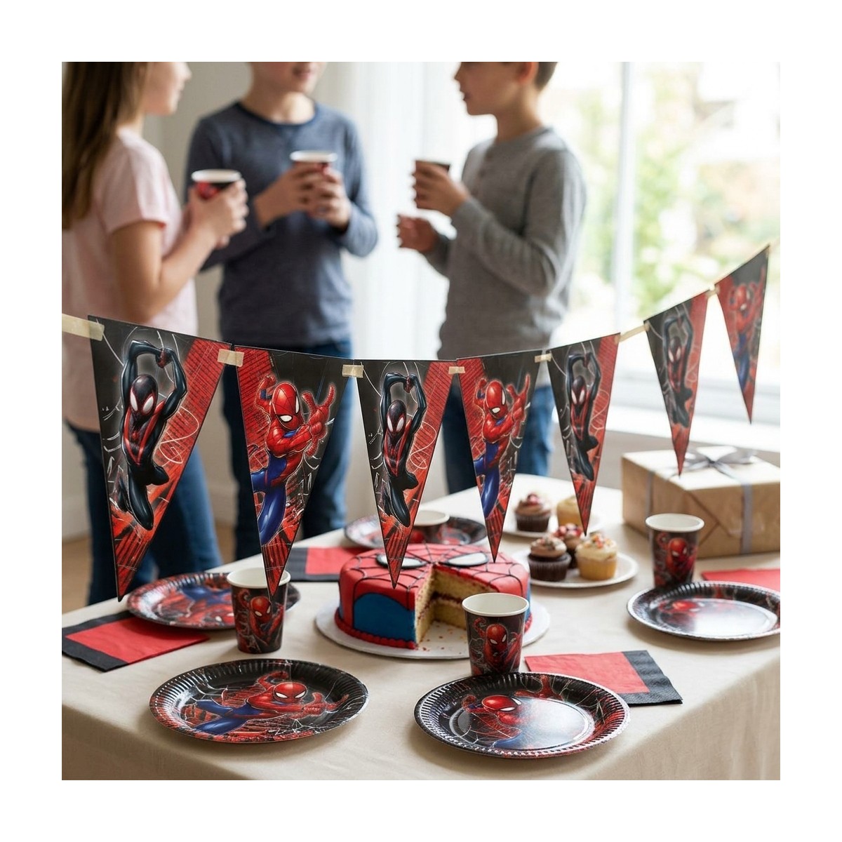 Spider-Man® Vimpelgirlang 9 flaggor röd svart 230 cm Spider-Man® Vimpelgirlang 9 flaggor röd svart 230 cm