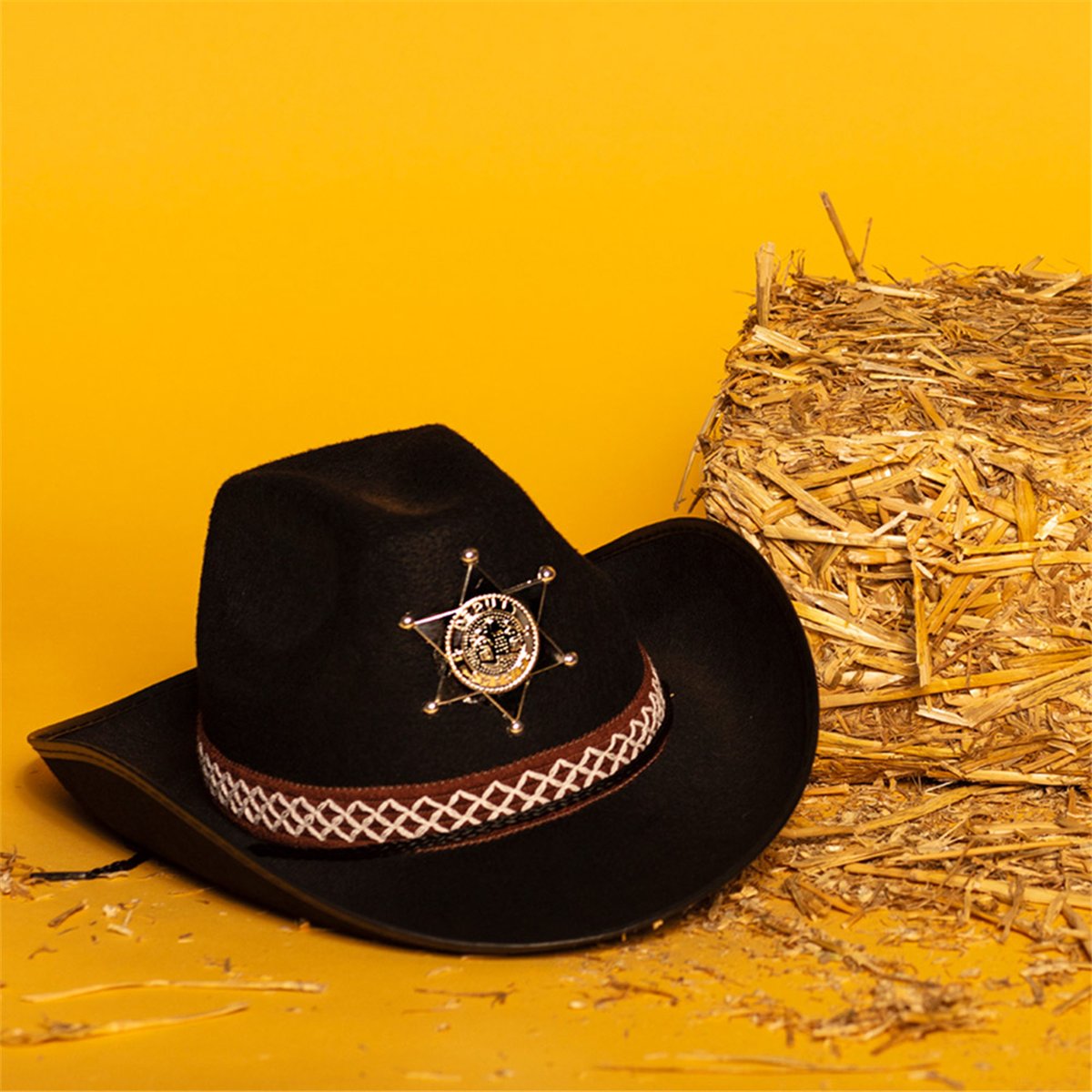 Rosa Cowboyhatt med Hakrem – Storlek 59 Rosa Cowboyhatt med Hakrem – Storlek 59