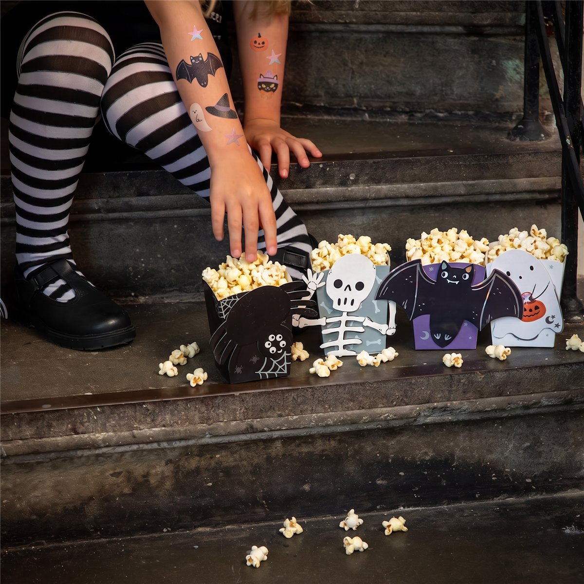 6 st. Popcornaskar med Monsterdesign 800 ml